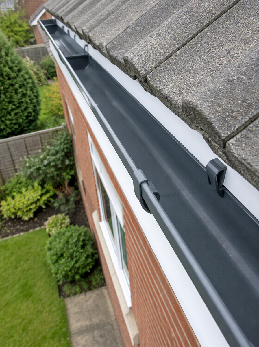 Clean gutter and downpipe cleared at a Staffordshire home